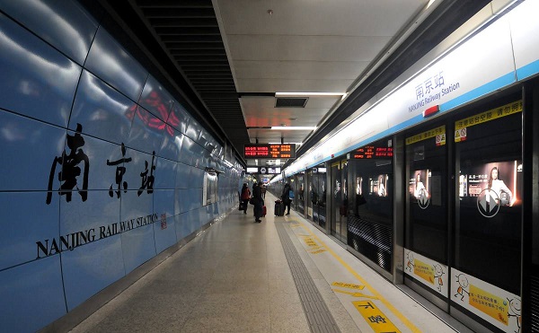 南京地铁灯箱广告投放优秀案例盘点