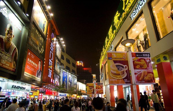 户外广告怎么投放？户外广告投放策略分析