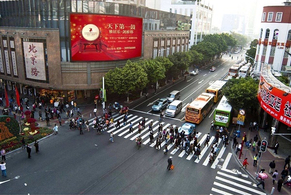 影响户外广告投放效果的三大策略分析  ​