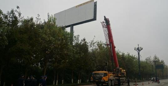 持续关注 成都市户外广告拆除工作再升级