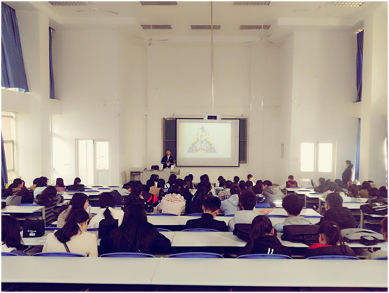 以青春，挥洒创意！成都大学生广告创意大赛巡讲•四川文化产业职业学院站